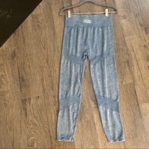 Pink seamless leggings